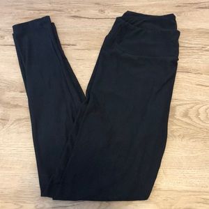 Lularoe black OS leggings